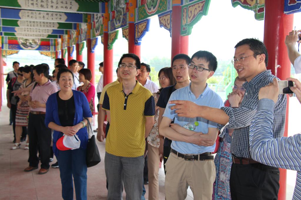 教师进农户，理论下基层——今年会jinnianhui官网全体党员教师赴英山县乌云山村学习调研