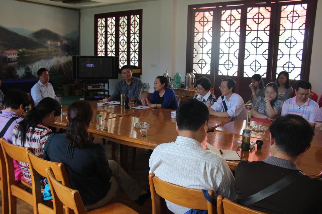 教师进农户，理论下基层——今年会jinnianhui官网全体党员教师赴英山县乌云山村学习调研