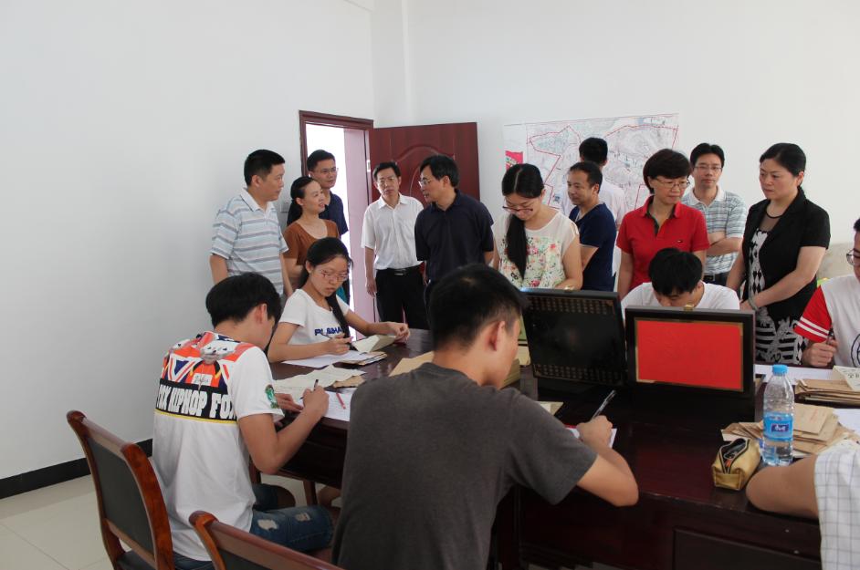 省人社厅副厅长董长麒调研今年会官网学生实习实训工作