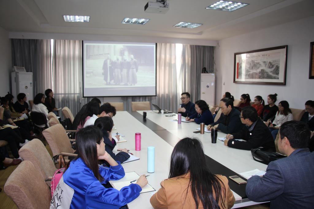 黄岭峻教授做客“名家讲坛” 黄岭峻教授做客“名家讲坛”